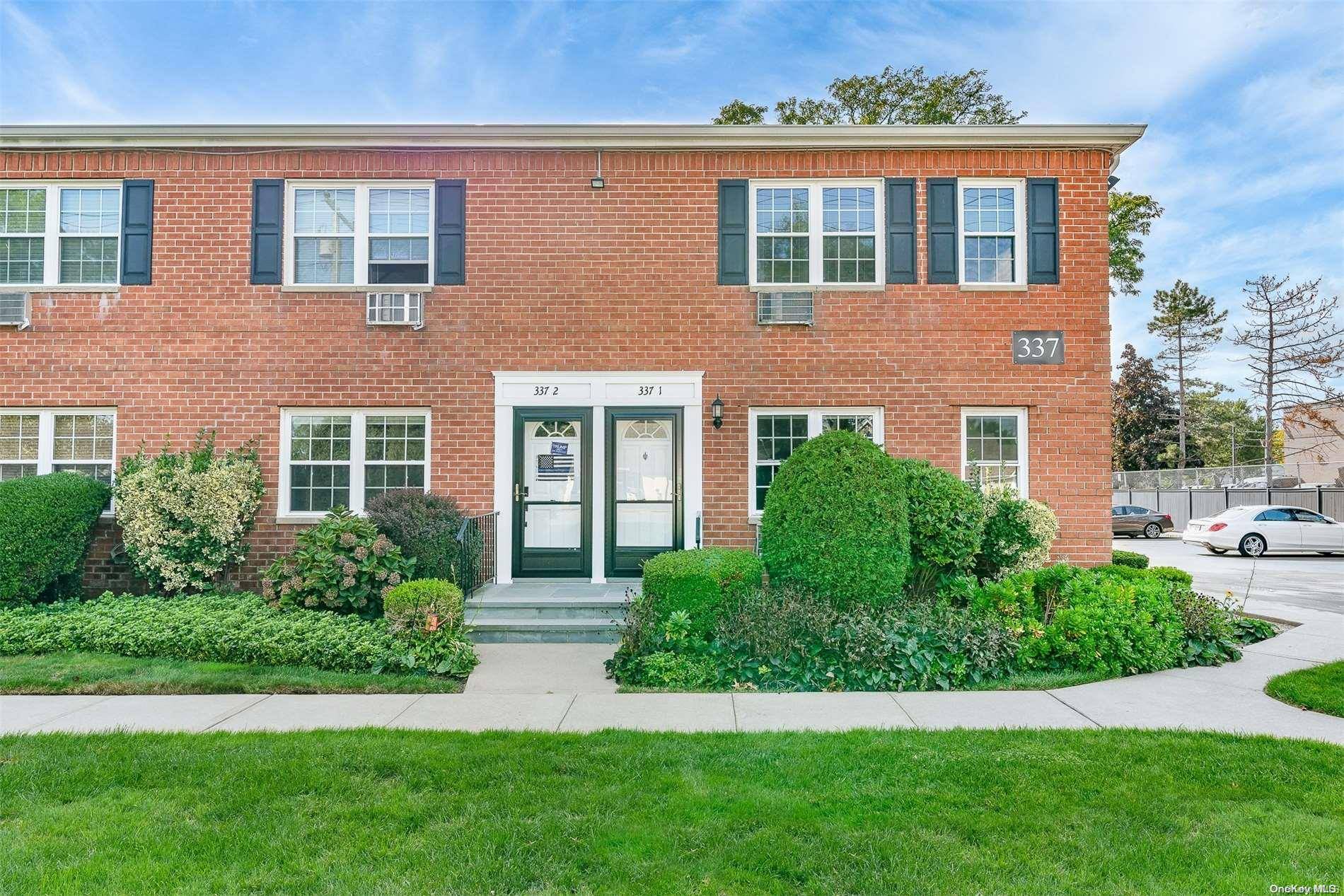 Bethpage, NY 11714,337-1 Hicksville Road #1