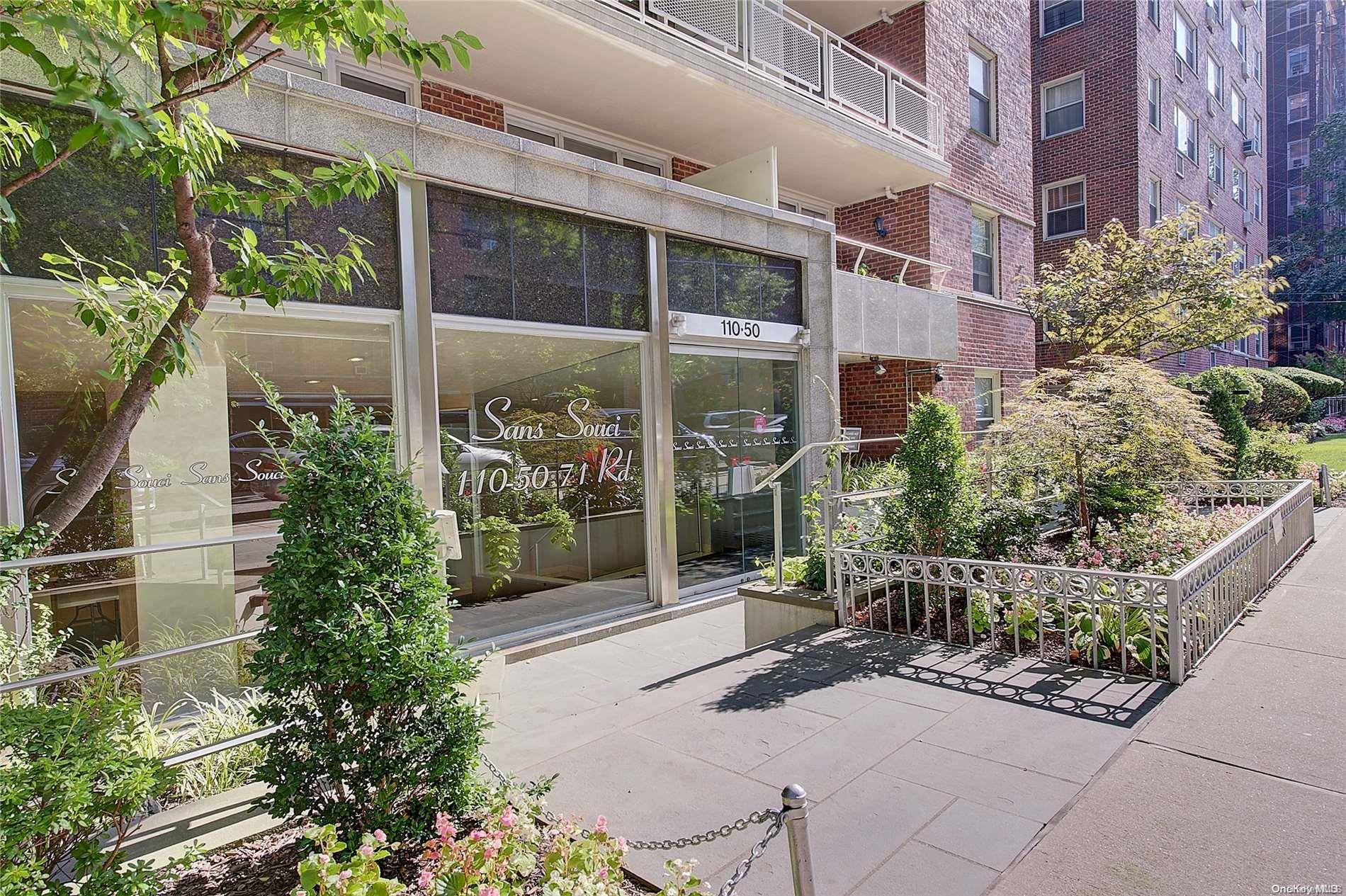 Forest Hills, NY 11375,110-50 71 RD #1L