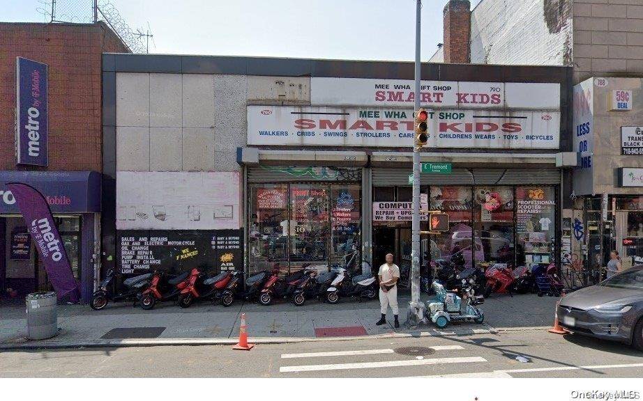 Bronx, NY 10460,790 E Tremont AVE