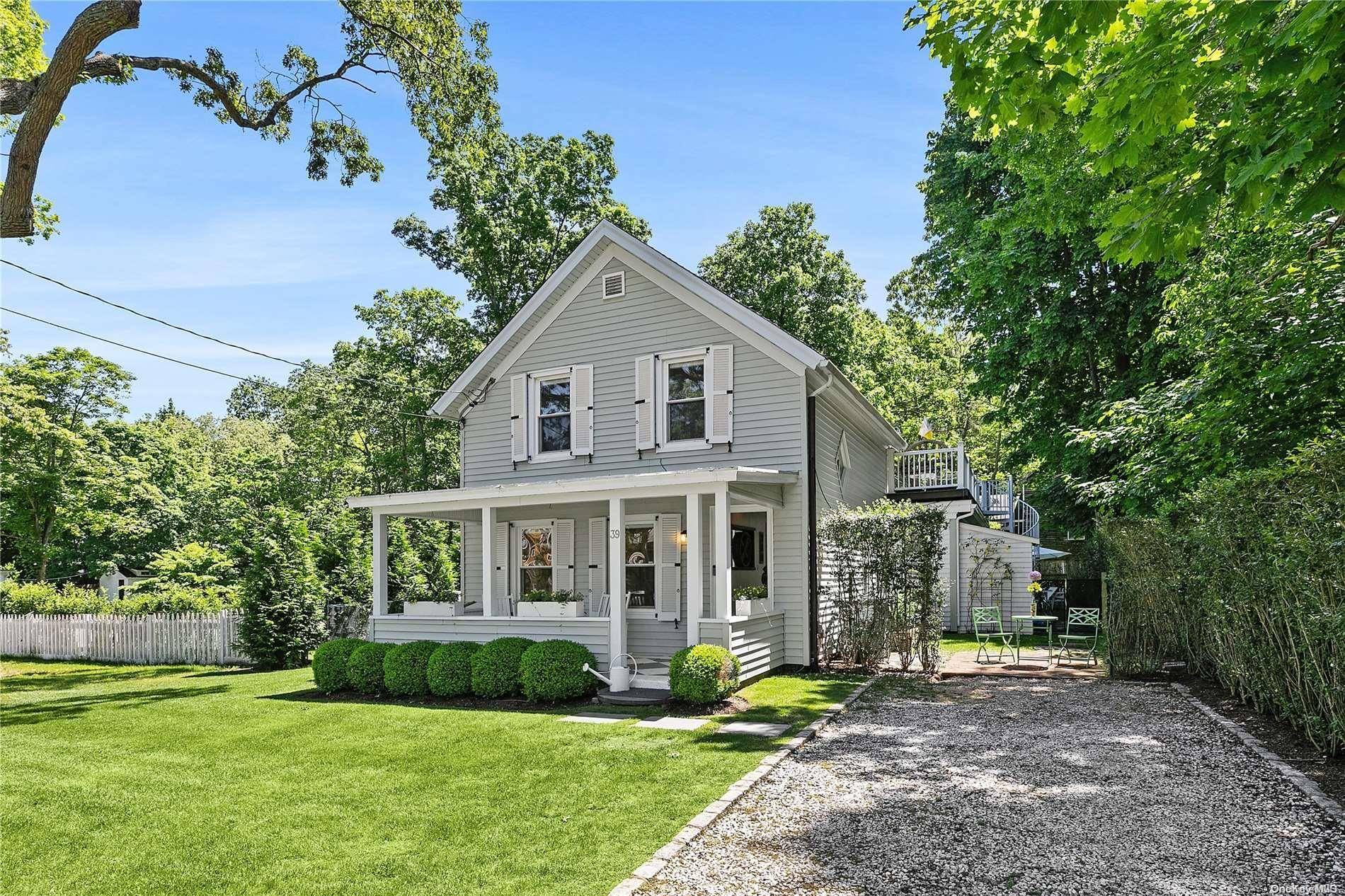 Sag Harbor, NY 11963,39 Hamilton ST