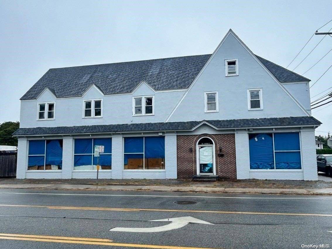 Bay Shore, NY 11706,193 W Main ST