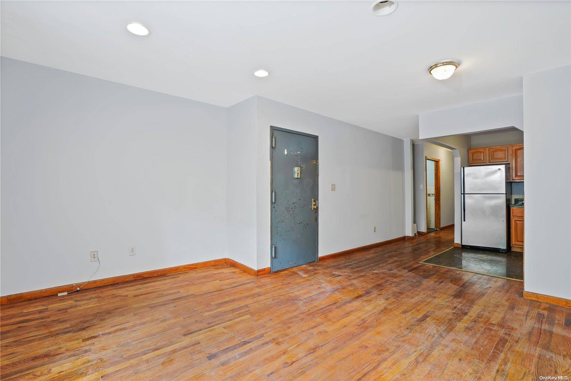 Bushwick, NY 11221,242 Palmetto ST