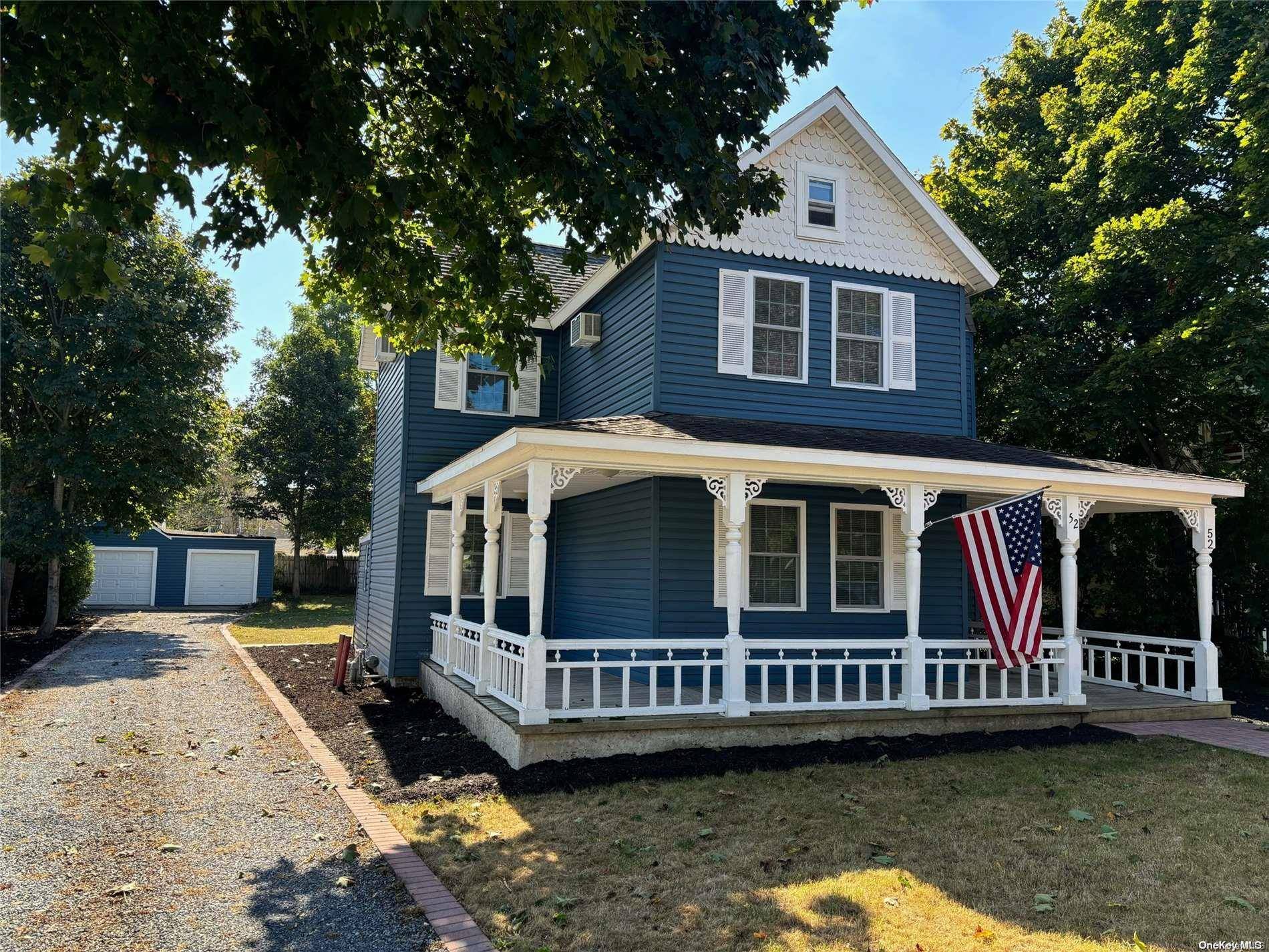 Patchogue, NY 11772,52 Carman ST