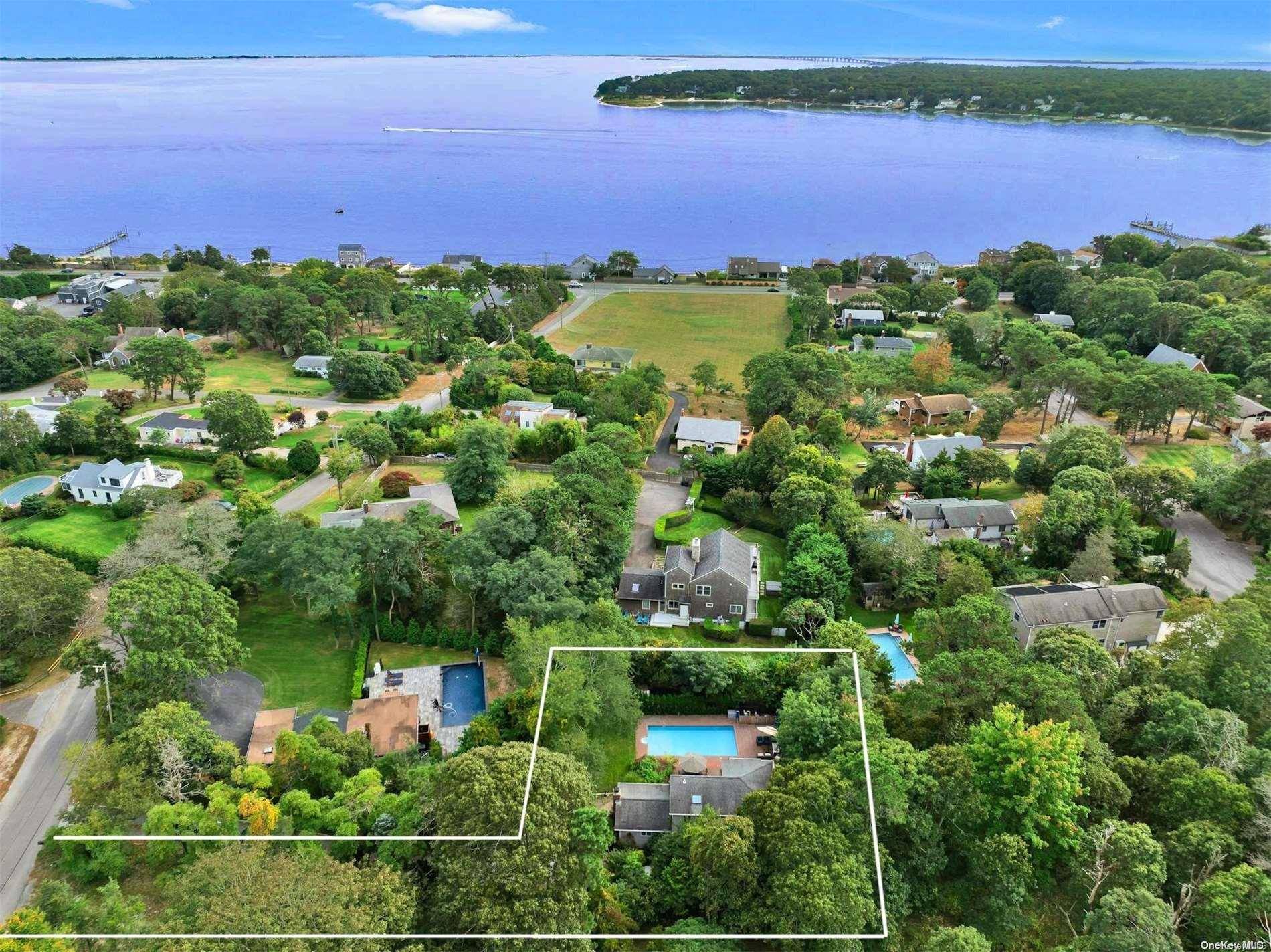 Hampton Bays, NY 11946,19 Oceanview RD