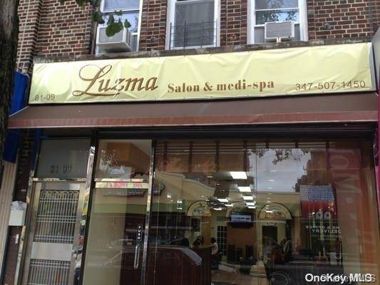 Jackson Heights, NY 11372,81-09 Northern BLVD