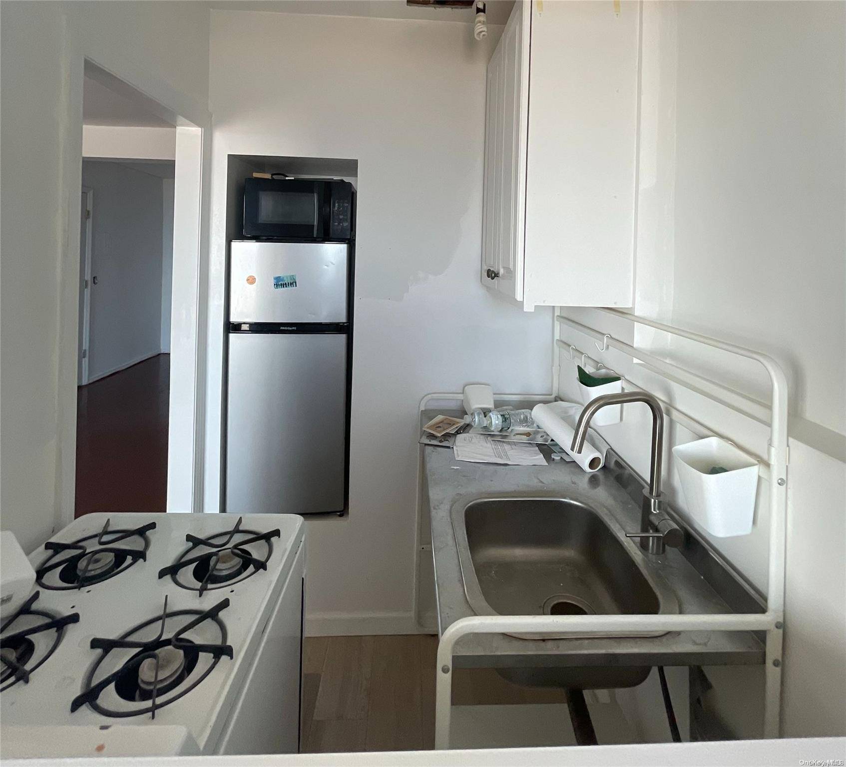 Rockaway Park, NY 11694,129 Beach 118 ST #6F