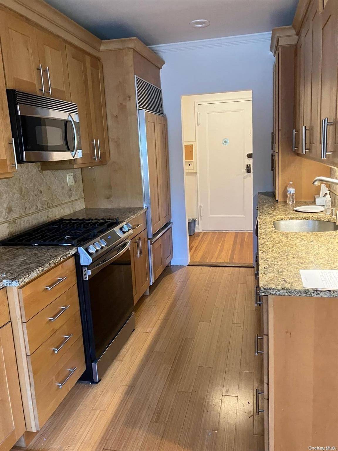 Beechhurst, NY 11357,162-41 Powells Cove BLVD #2-0