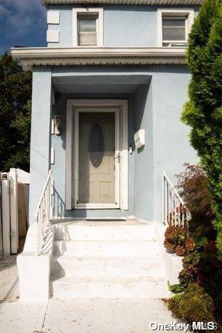 Springfield Gardens, NY 11413,182-15 147th AVE