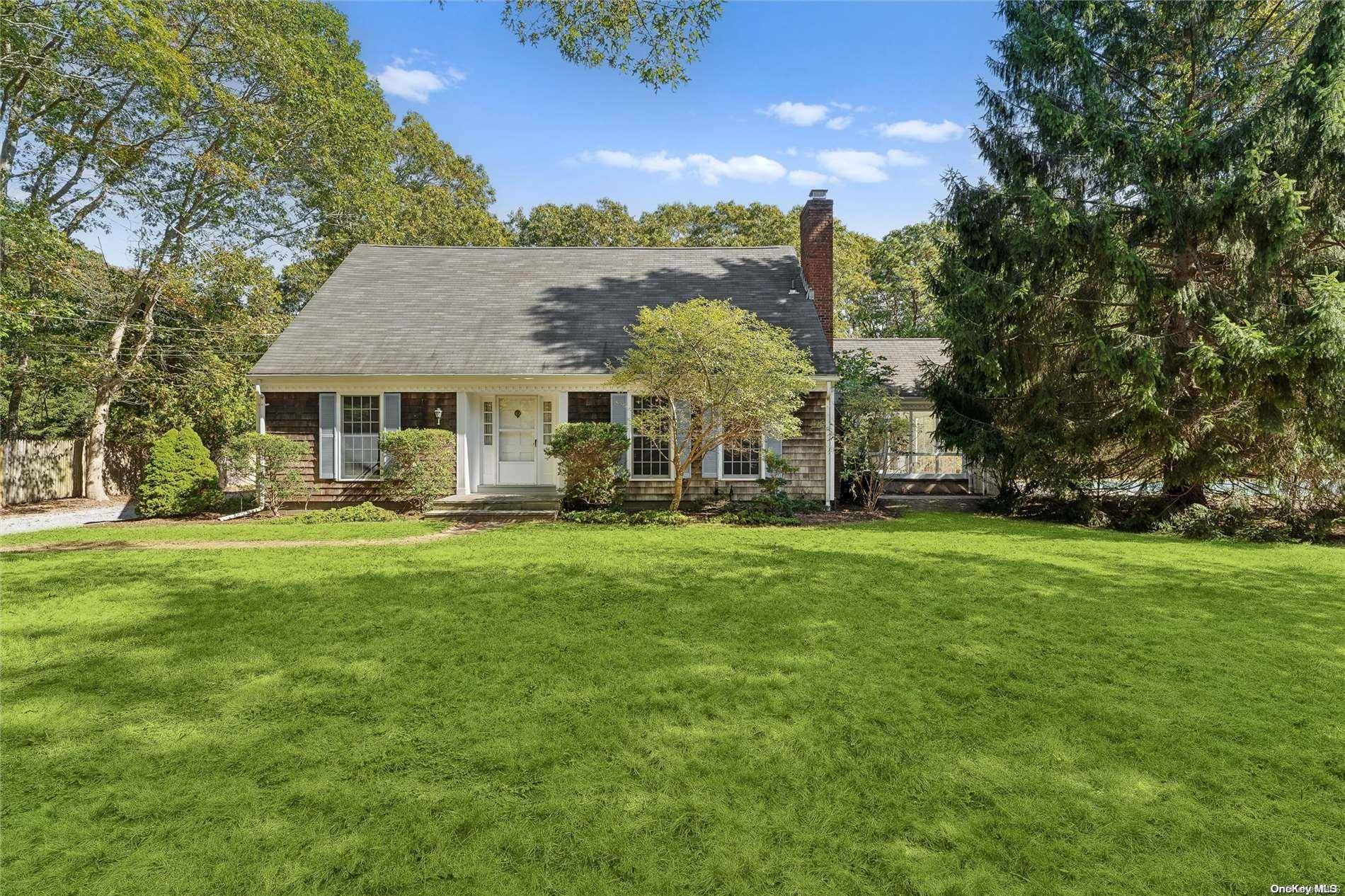 Quogue, NY 11959,20 Foster RD