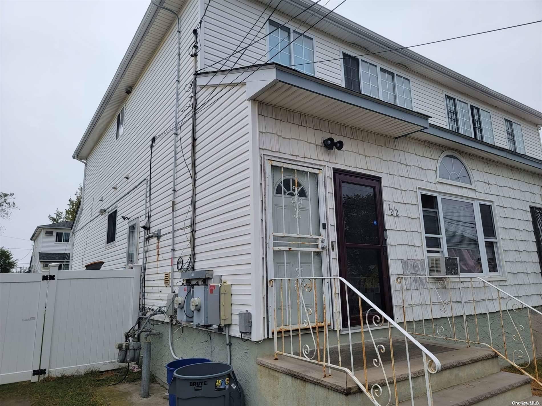 Arverne, NY 11692,72-12 Almeda AVE