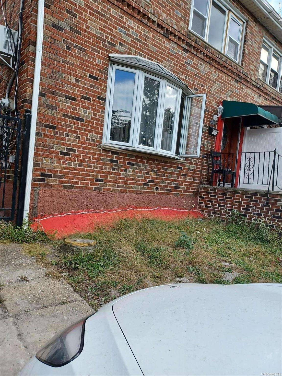 South Ozone Park, NY 11420,131-15 130th ST