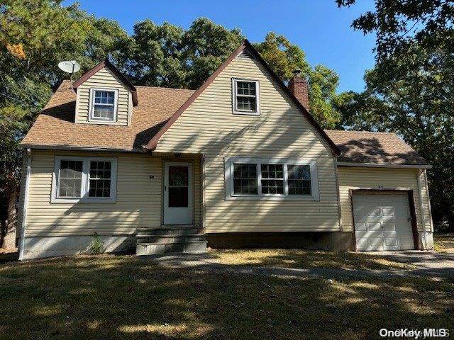 Riverhead, NY 11901,4 Oakland DR