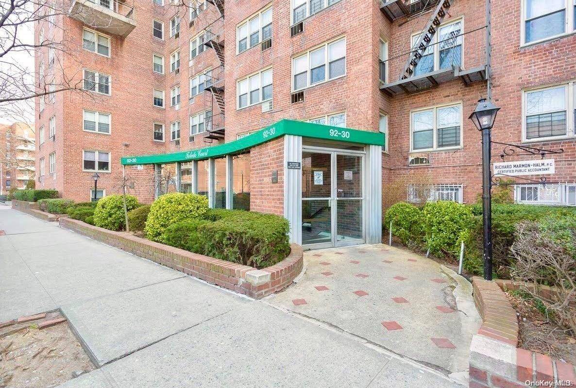 Elmhurst, NY 11373,92-30 56th AVE #5F