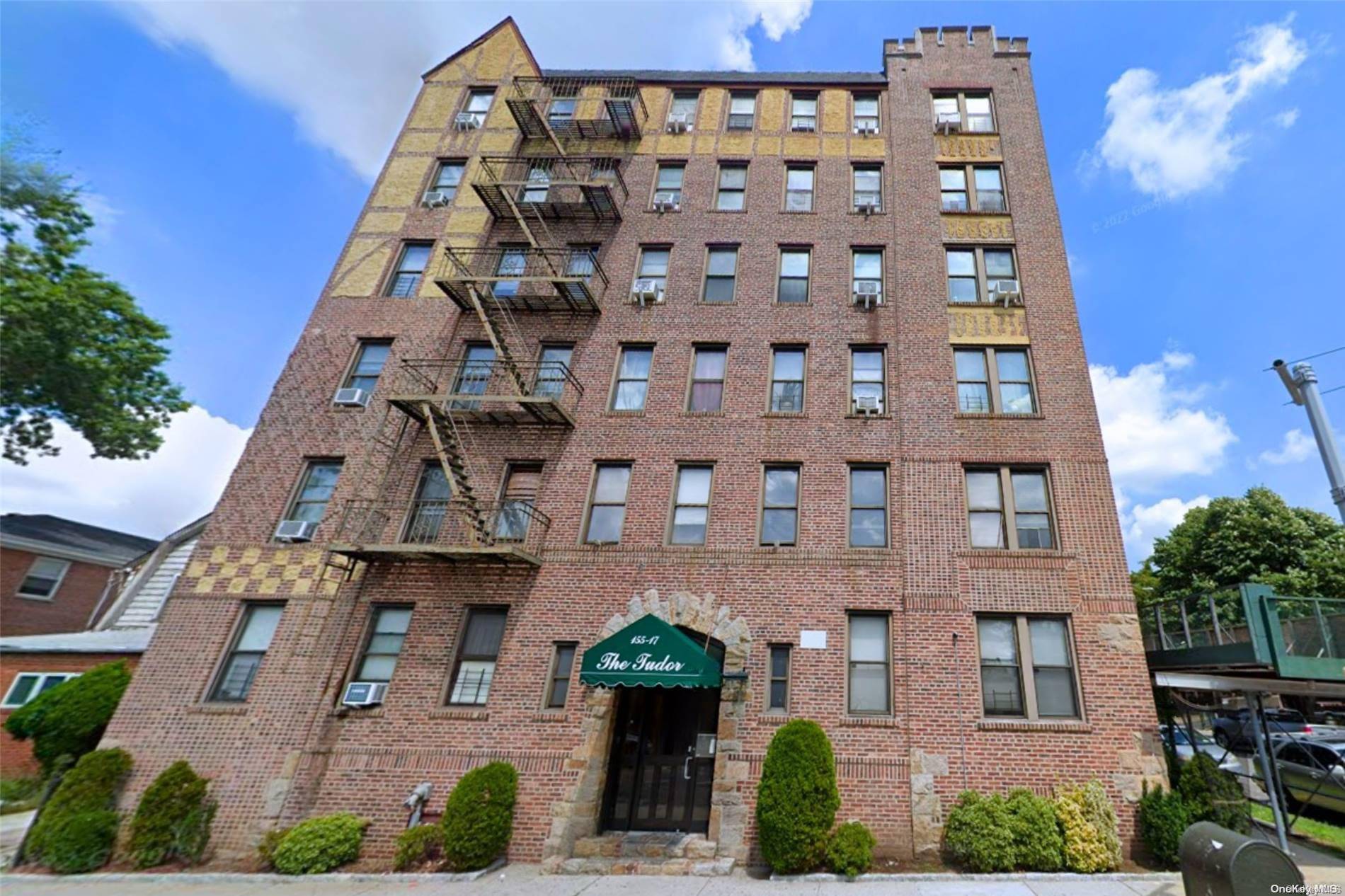 Flushing, NY 11355,155-17 Sanford AVE #2F
