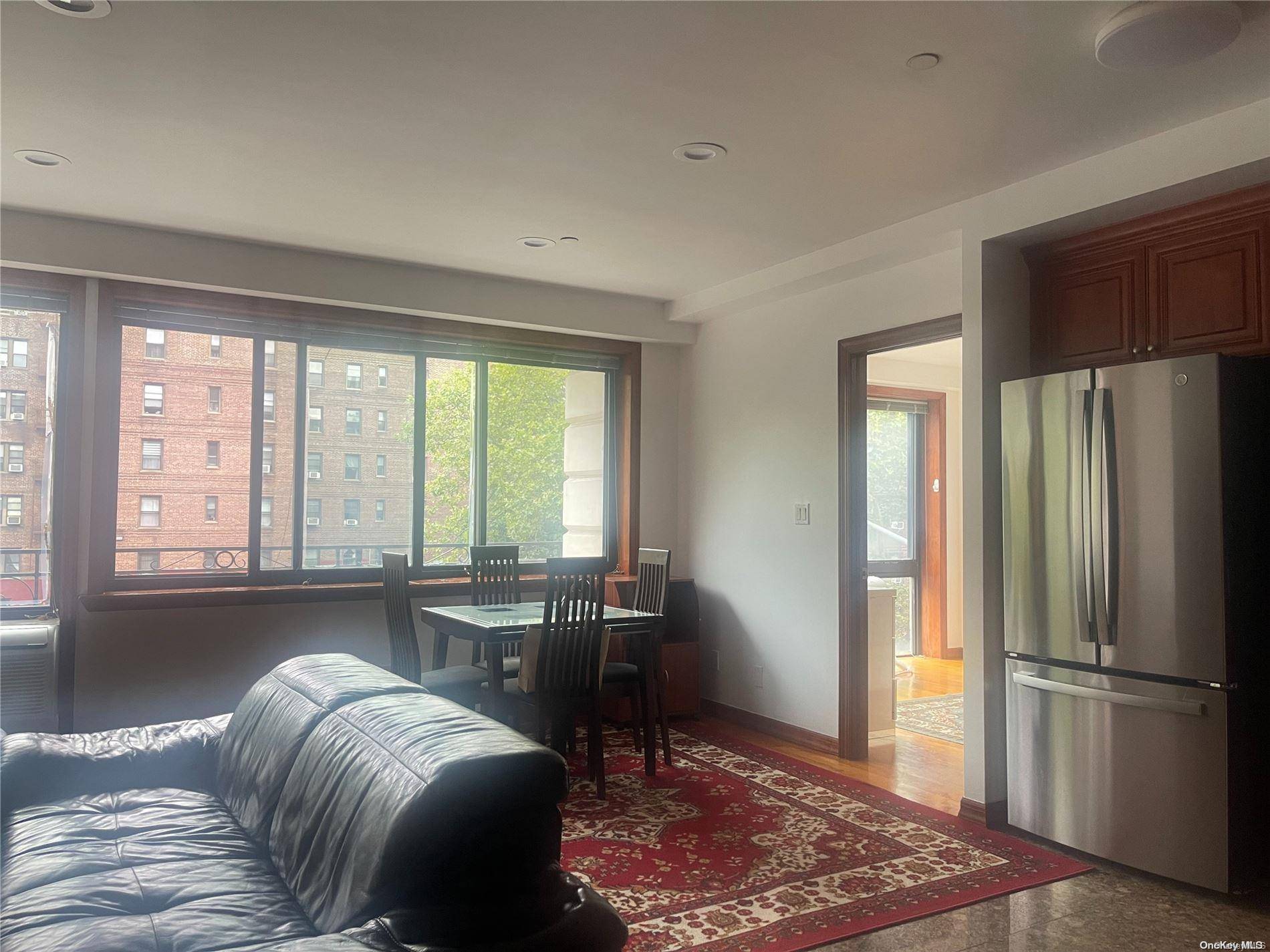 Rego Park, NY 11374,99-31 66th AVE #3D