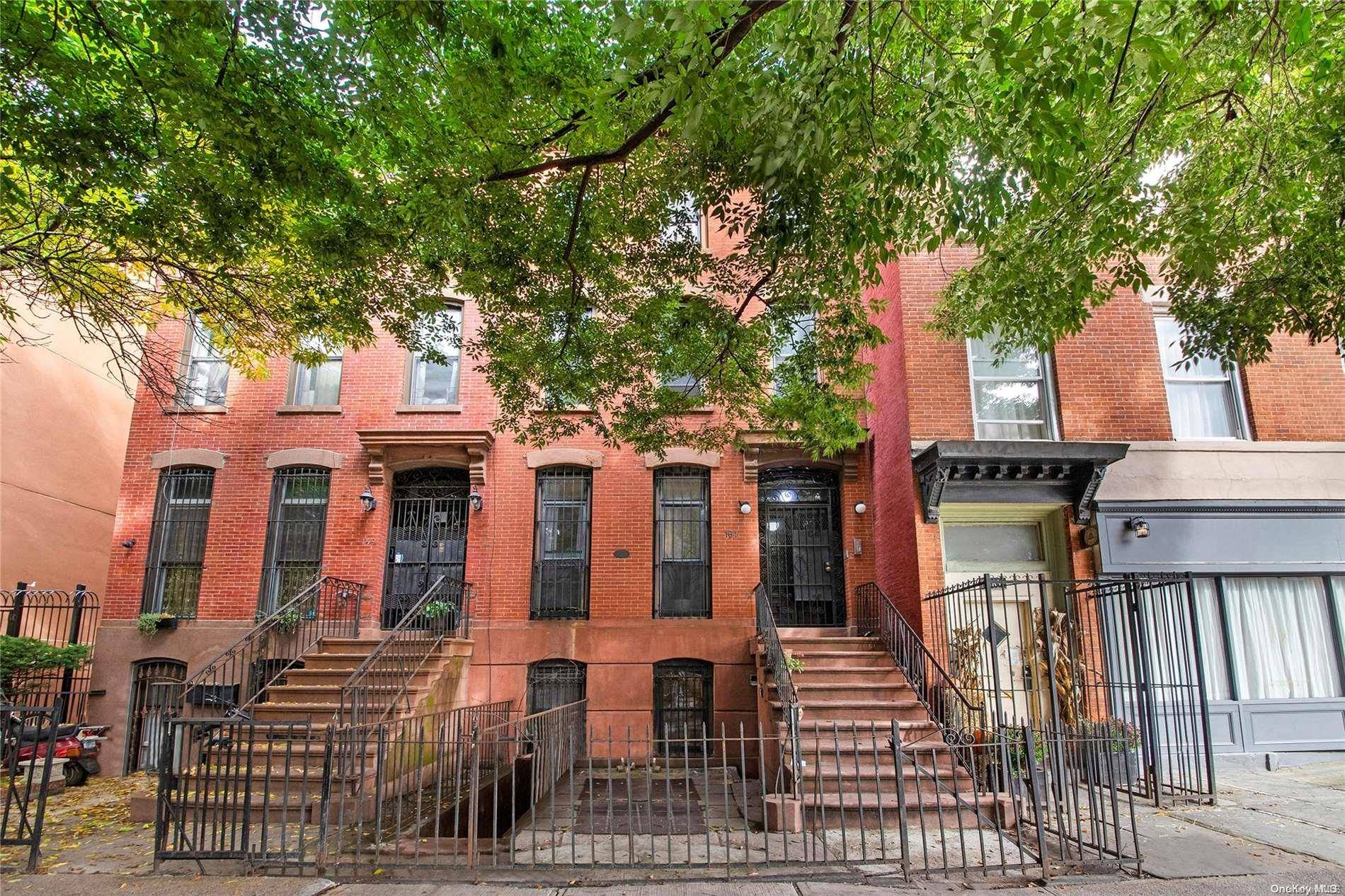 Clinton Hill, NY 11238,161 Gates AVE