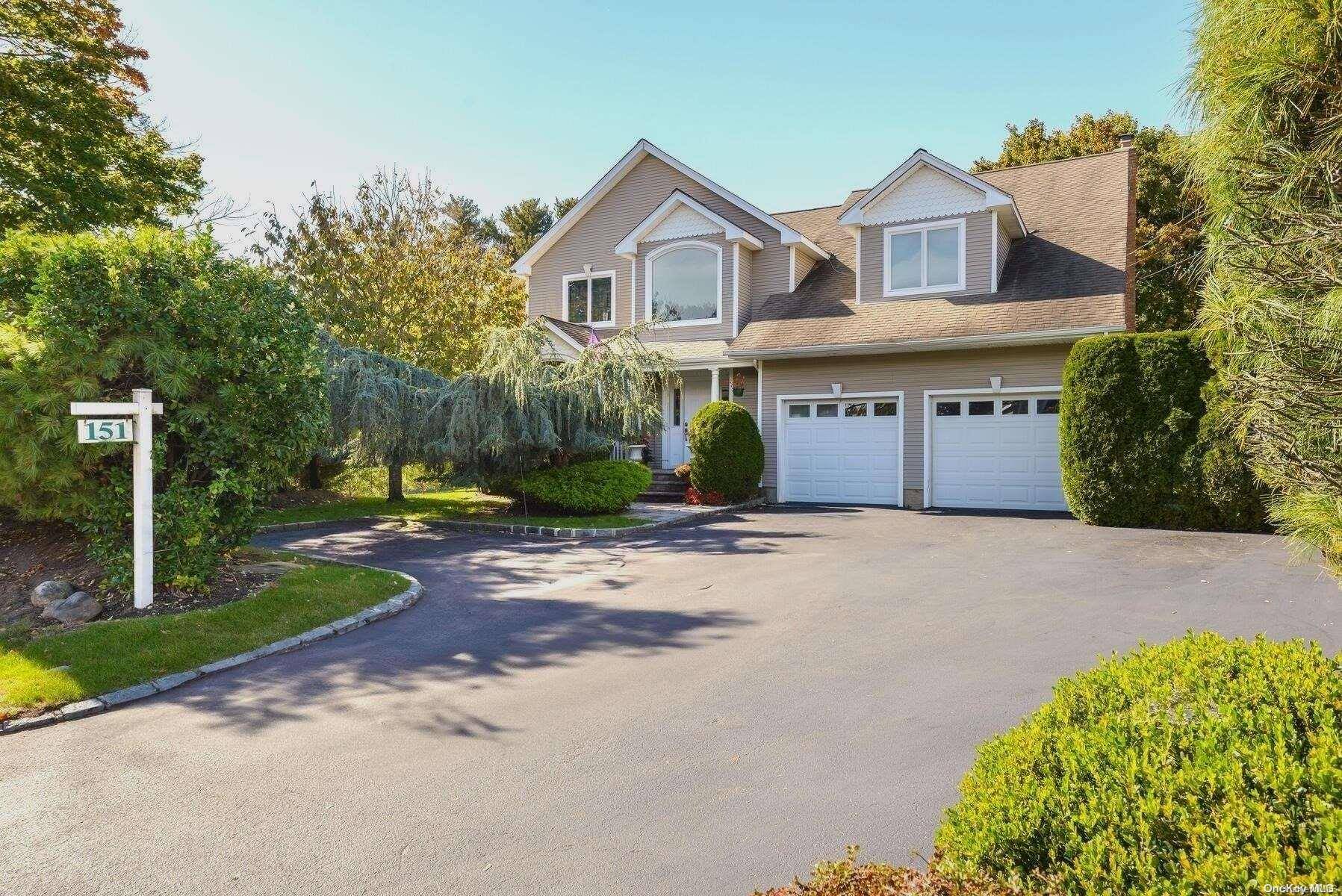 Syosset, NY 11791,151 Berry Hill RD