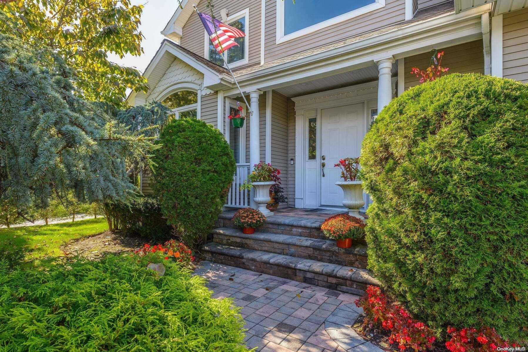 Syosset, NY 11791,151 Berry Hill RD