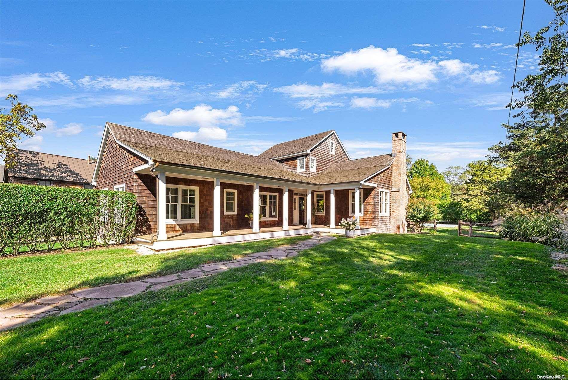 Sag Harbor, NY 11963,120 Glover ST