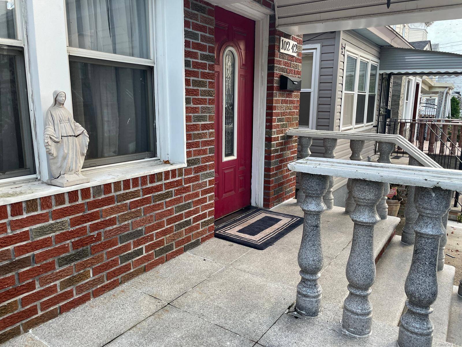 Richmond Hill, NY 11418,102-42 85th DR