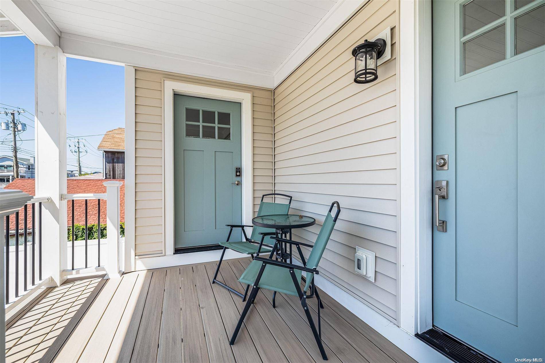 Long Beach, NY 11561,891 W Park AVE