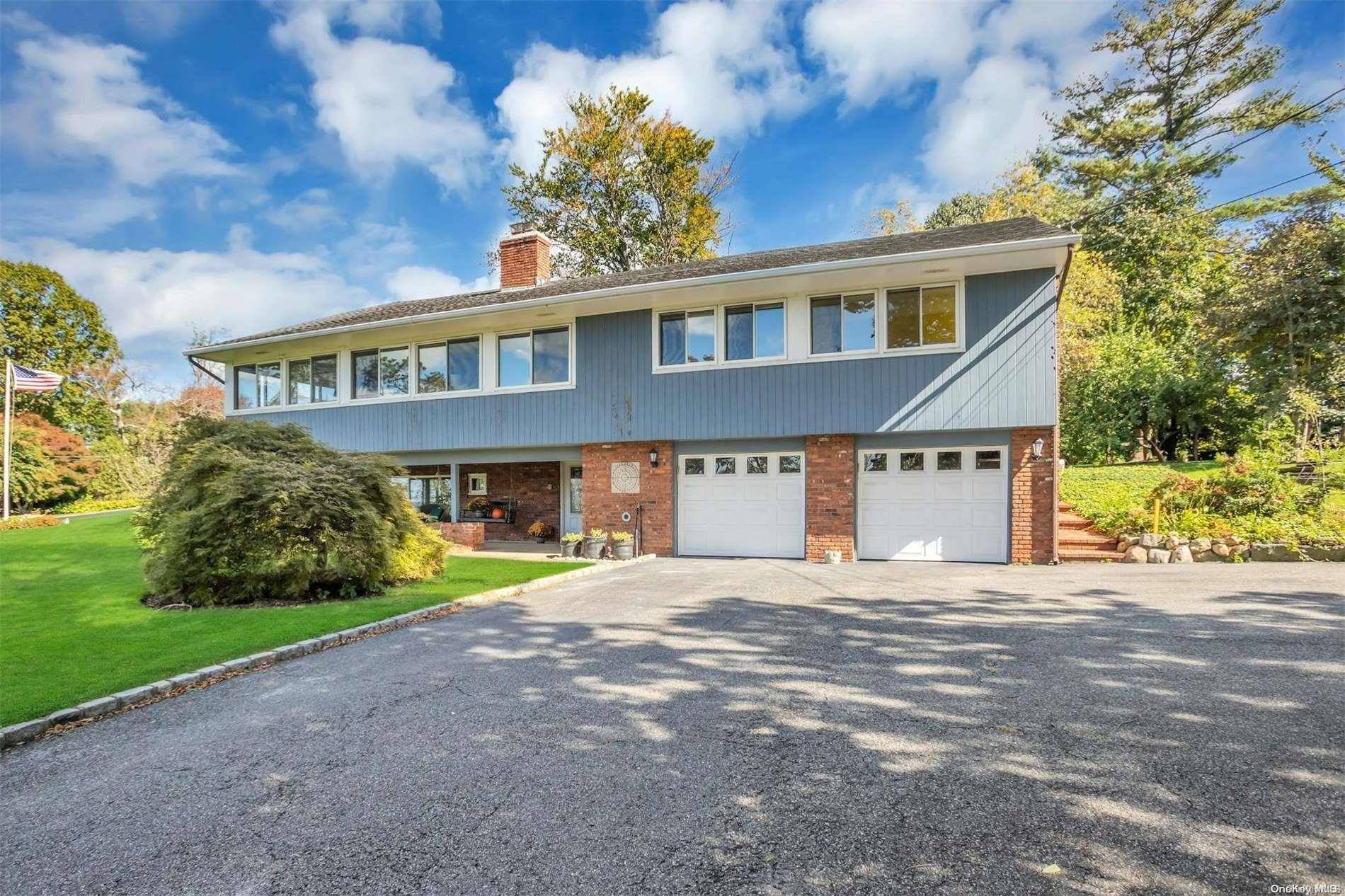 Glen Cove, NY 11542,10 Shell DR