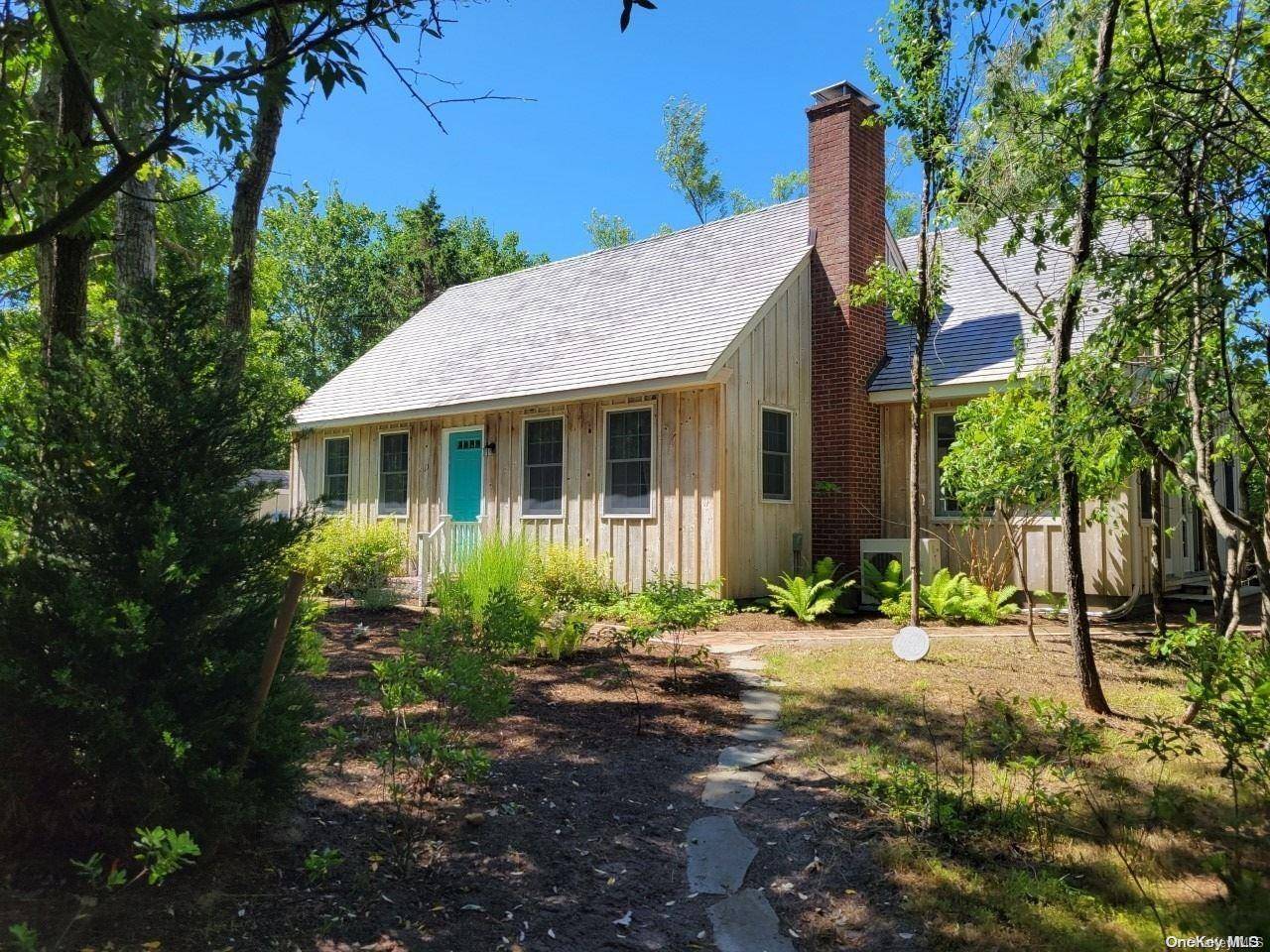 Amagansett, NY 11930,30 Clinton Academy LN