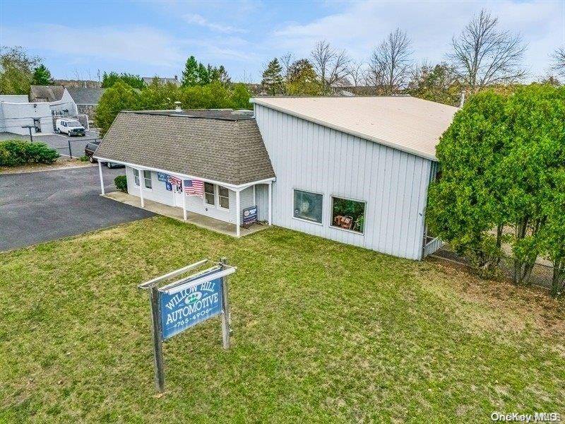 Southold, NY 11971,45845 County Road 48