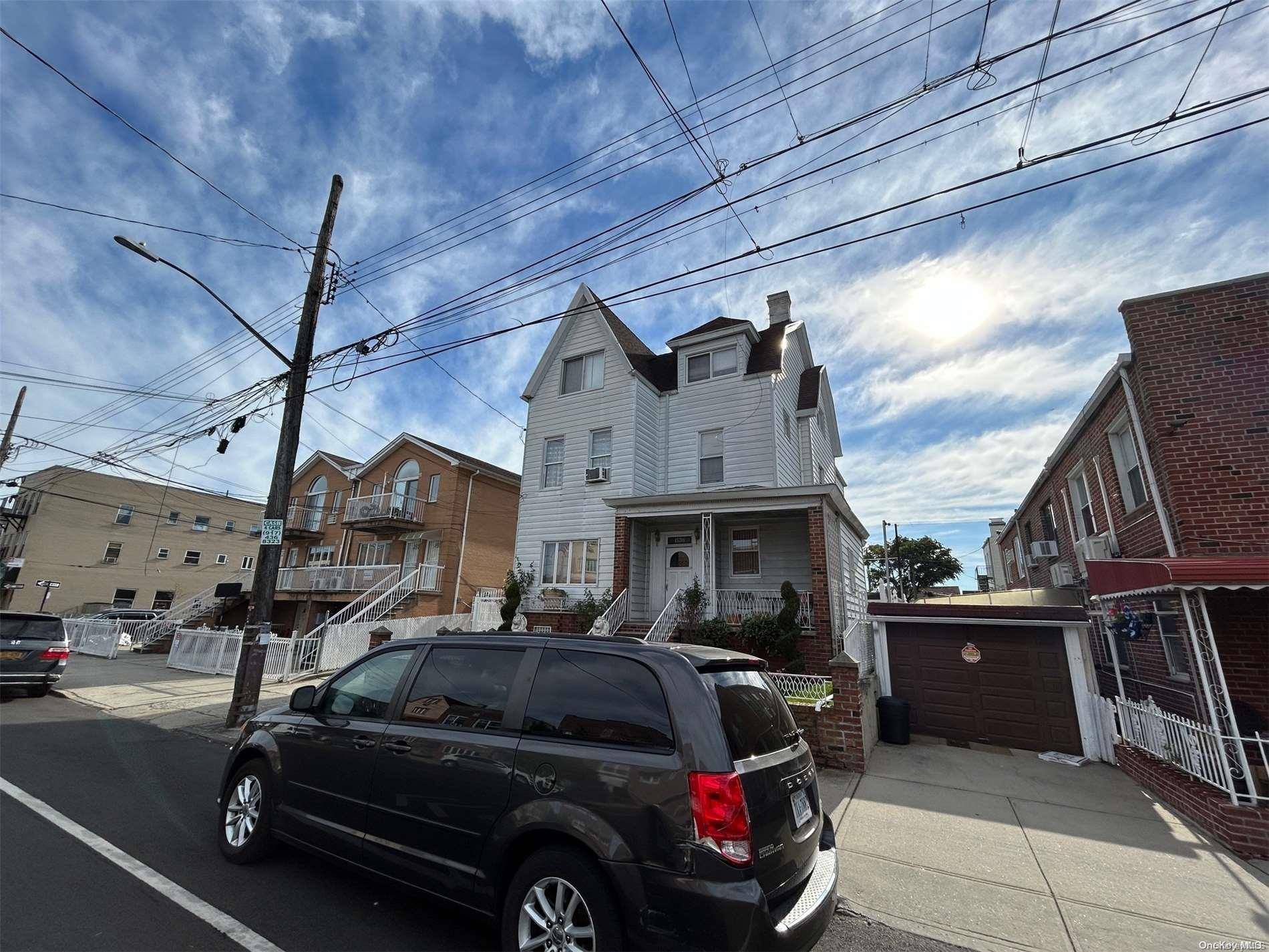 Dyker Heights, NY 11228,1536 Bath AVE