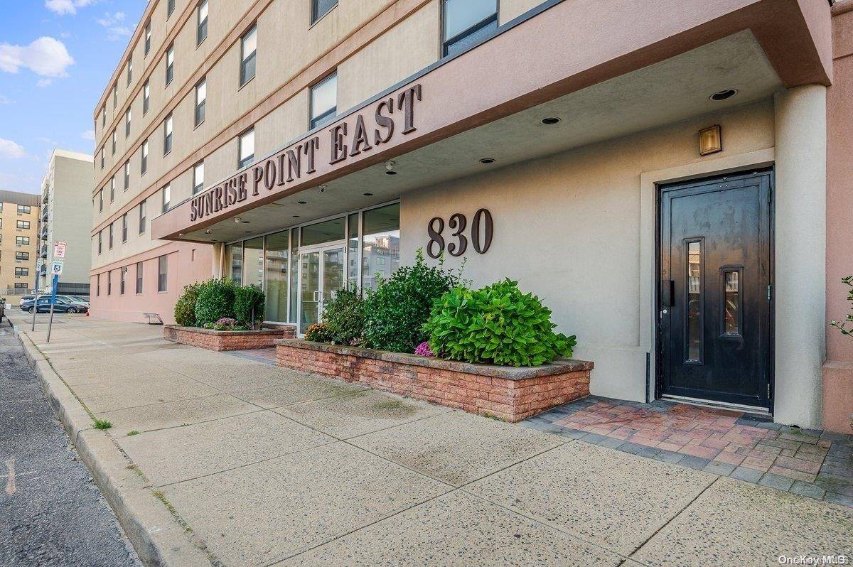 Long Beach, NY 11561,830 Shore RD #1D