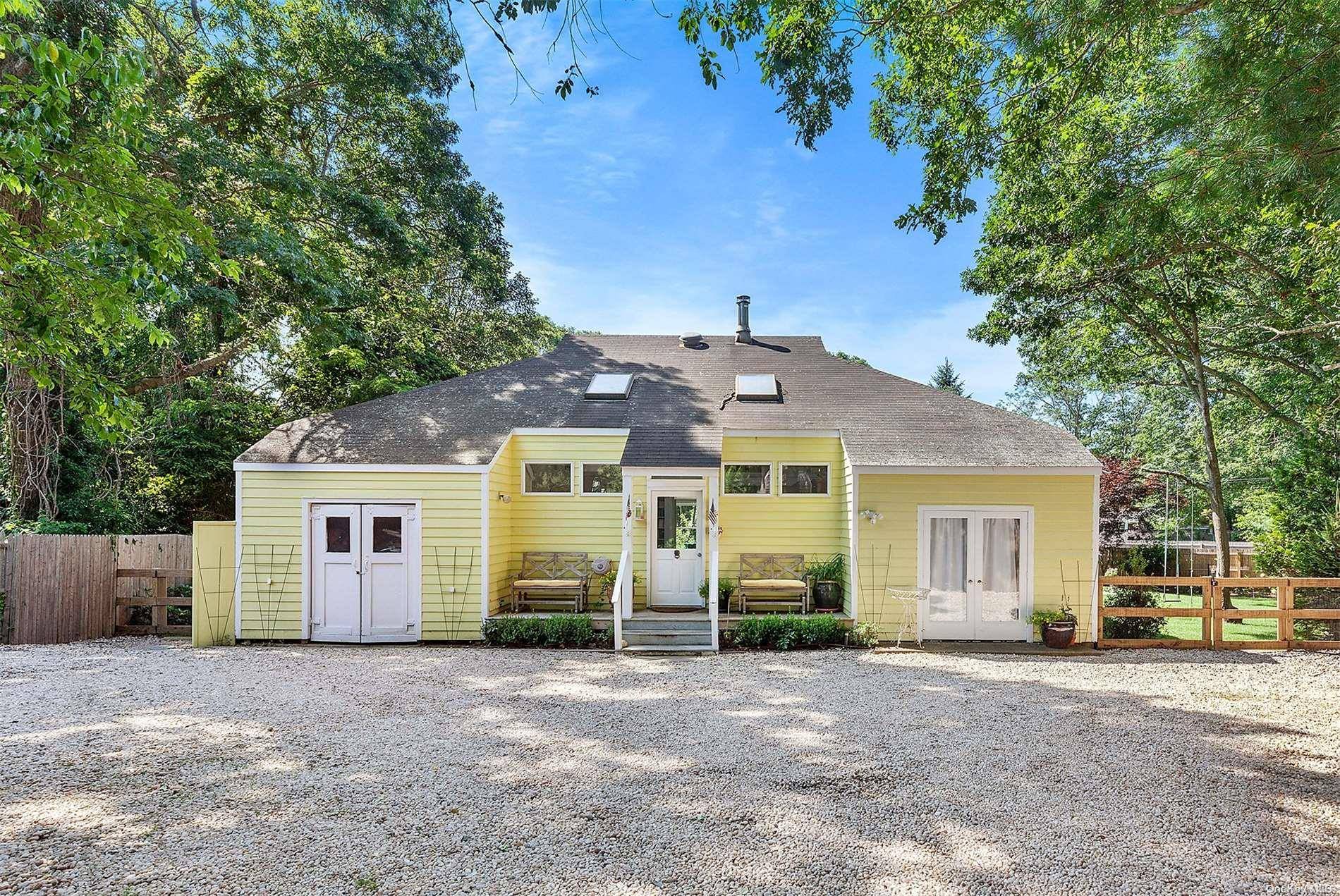 East Hampton, NY 11937,4 19th ST