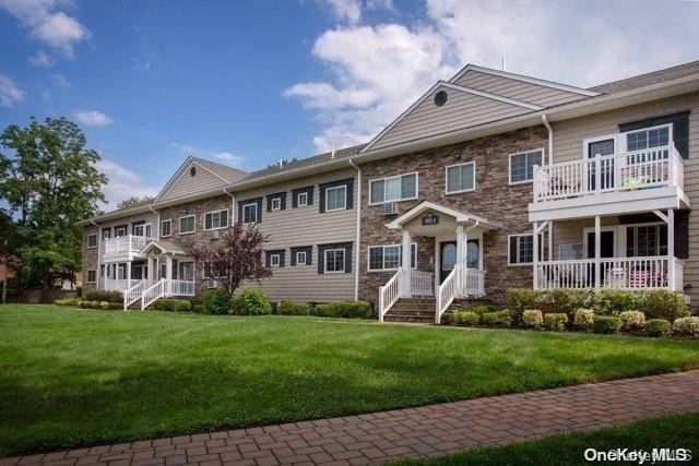 Hauppauge, NY 11788,554 New HWY #3-2D