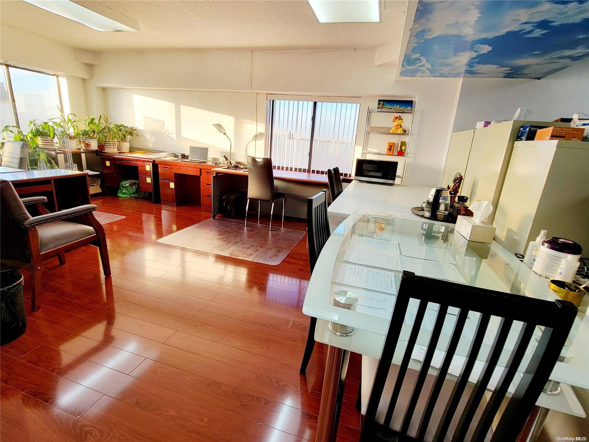 Flushing, NY 11354,33-70 Prince ST #708