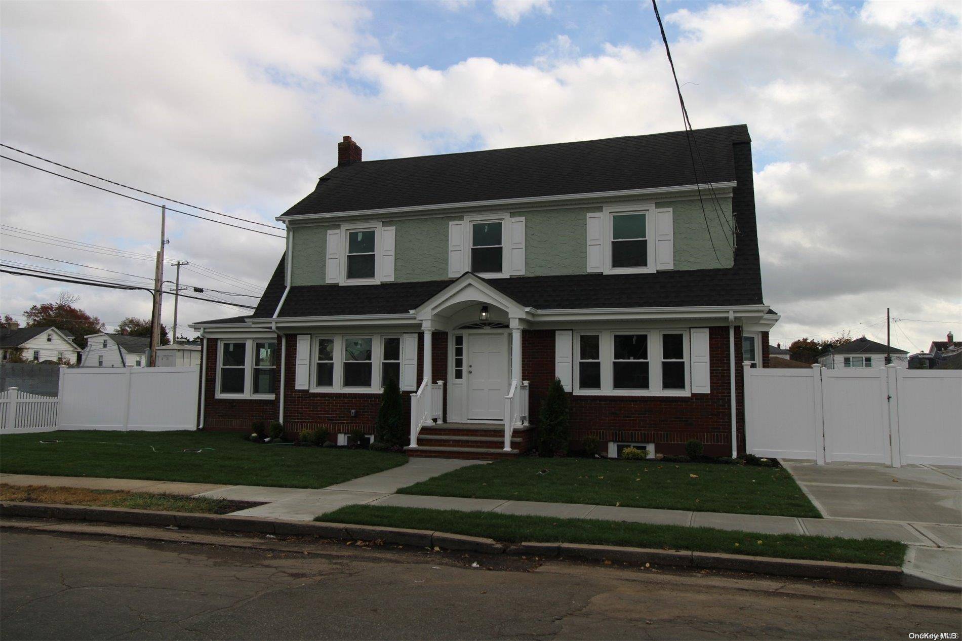 Hempstead, NY 11550,46 Miller PL