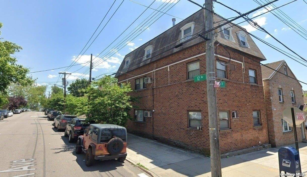 Whitestone, NY 11357,149-04 12th AVE