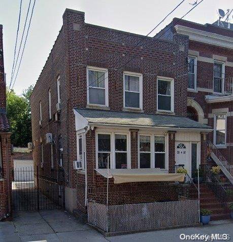 Astoria, NY 11102,29-07 Newtown AVE
