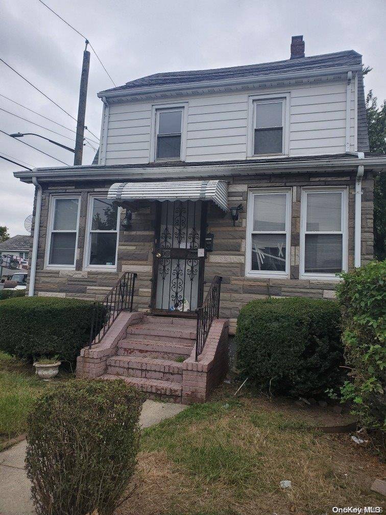 Saint Albans, NY 11412,189-01 Mangin AVE