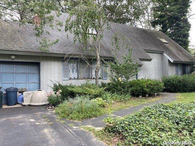 Riverhead, NY 11901,202 Trout Brook LN