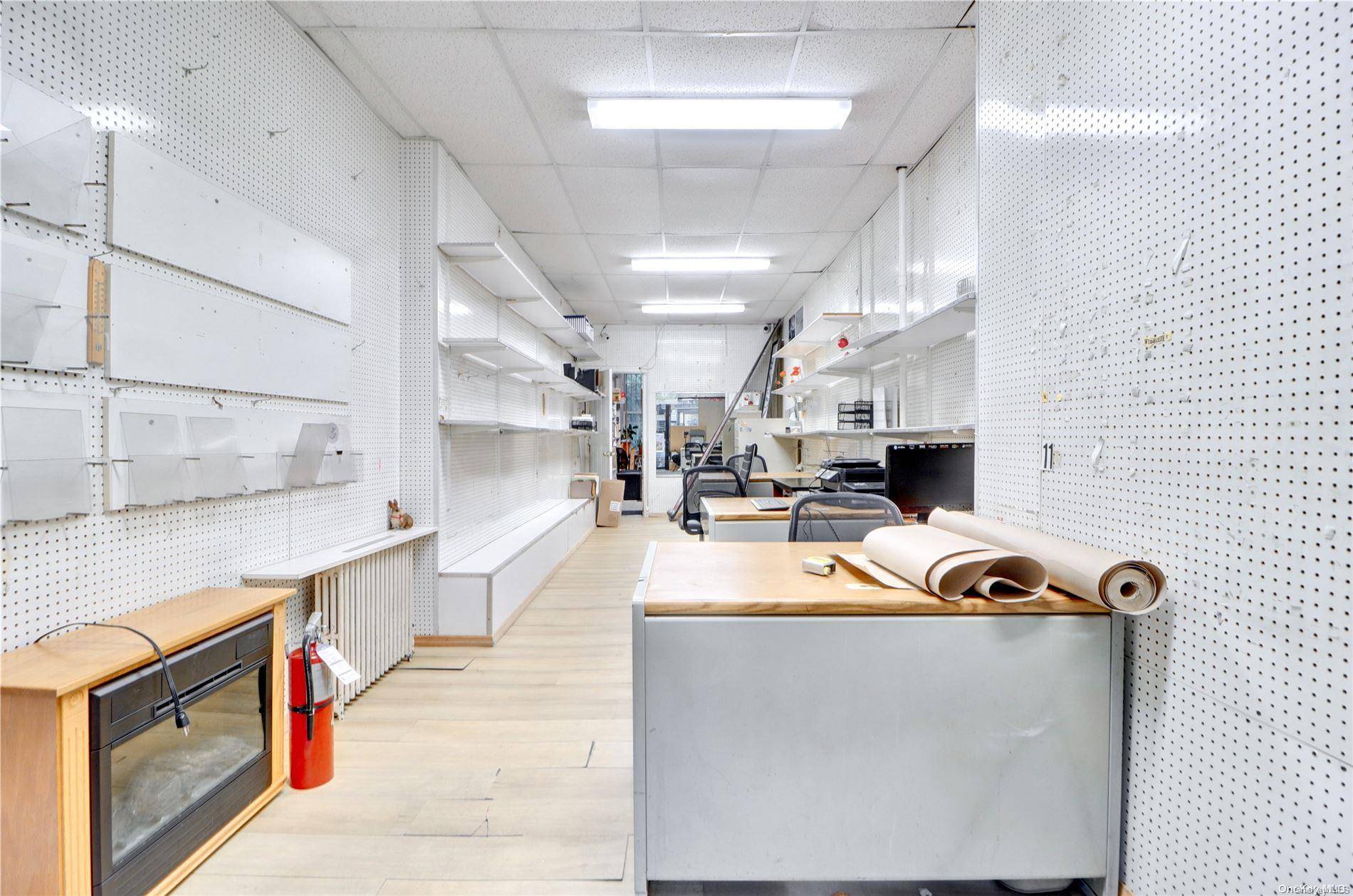 Brooklyn, NY 11222,159 Nassau AVE