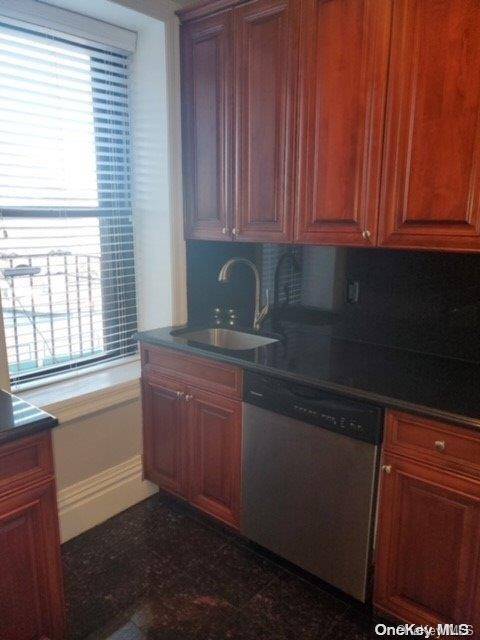 Cedarhurst, NY 11516,97 Cedarhurst AVE #2P