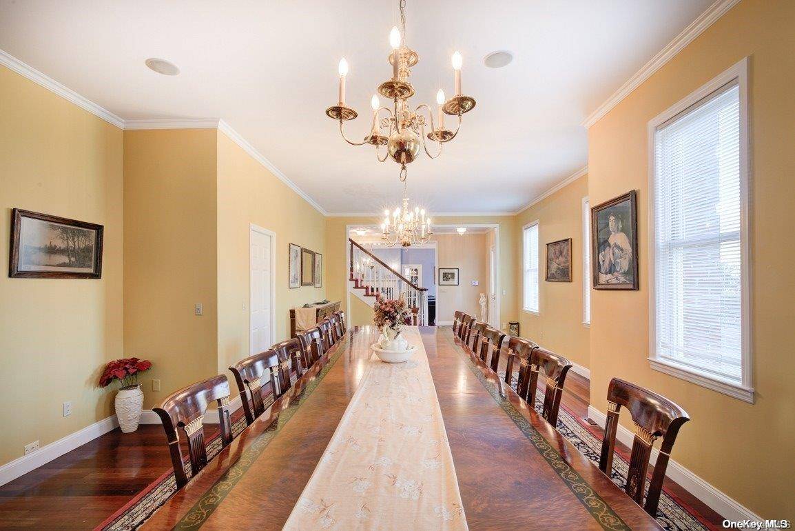 Locust Valley, NY 11560,277 Piping Rock RD
