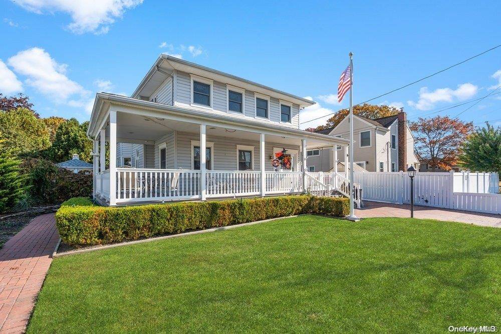 Massapequa Park, NY 11762,51 1st AVE