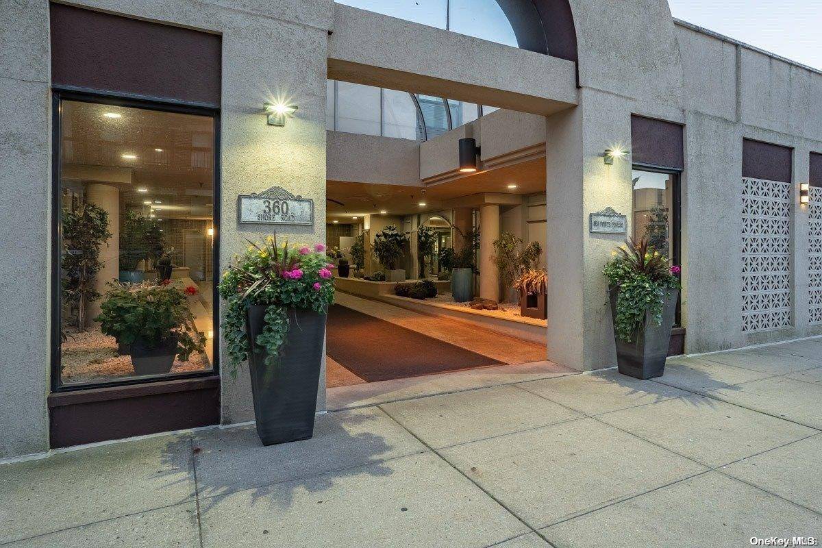 Long Beach, NY 11561,360 Shore RD #4N