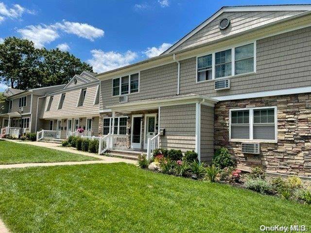 Commack, NY 11725,25 Fairfield WAY #BE01