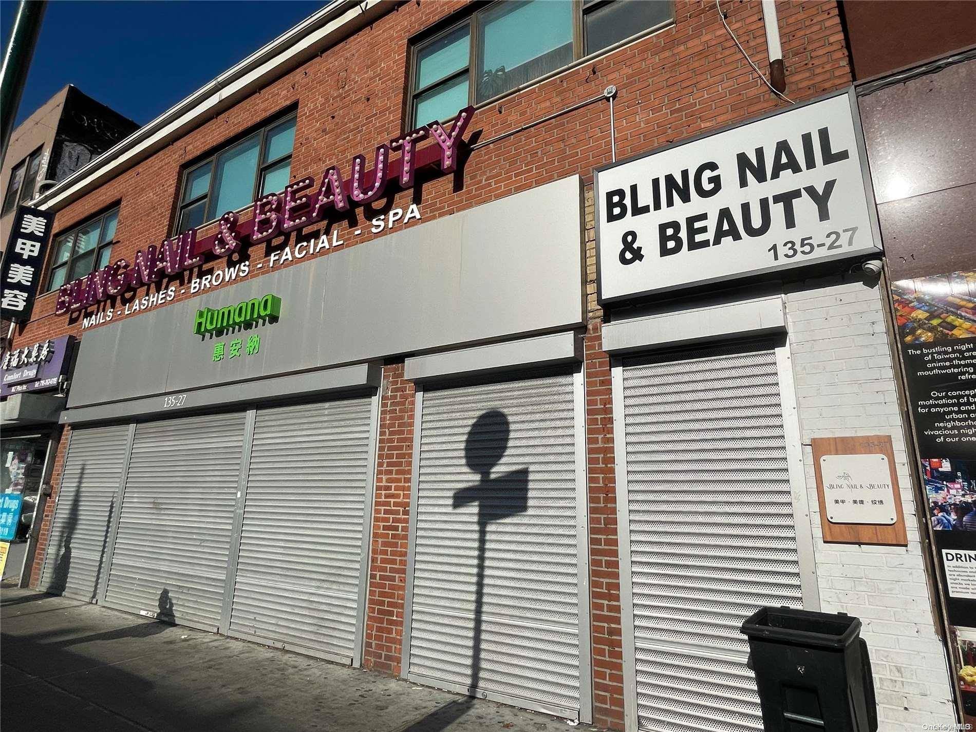 Flushing, NY 11354,135-27 Roosevelt AVE