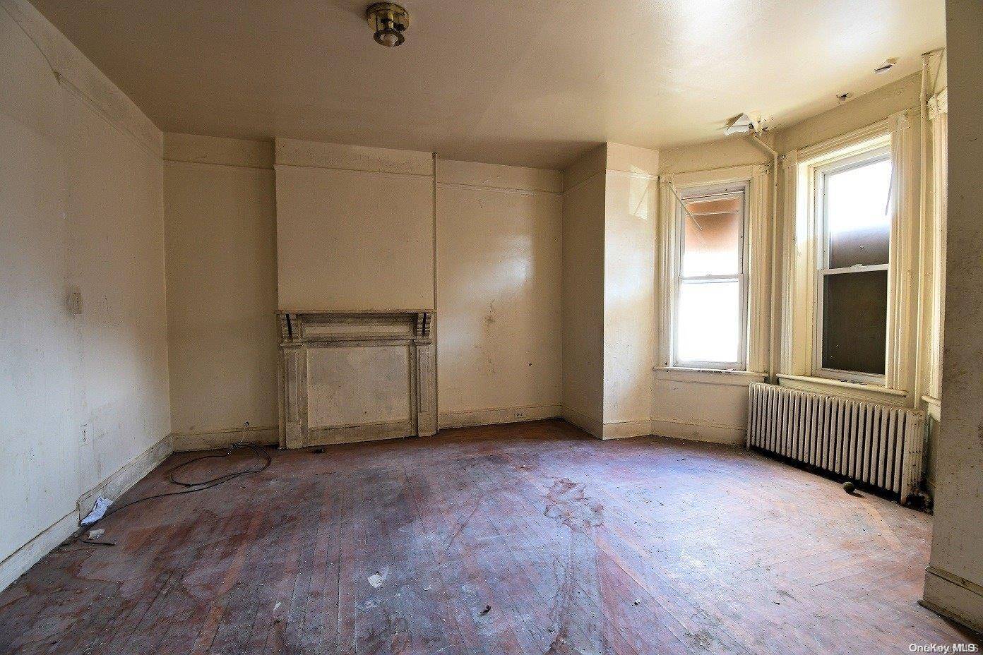 Newburgh, NY 12550,94 Overlook PL