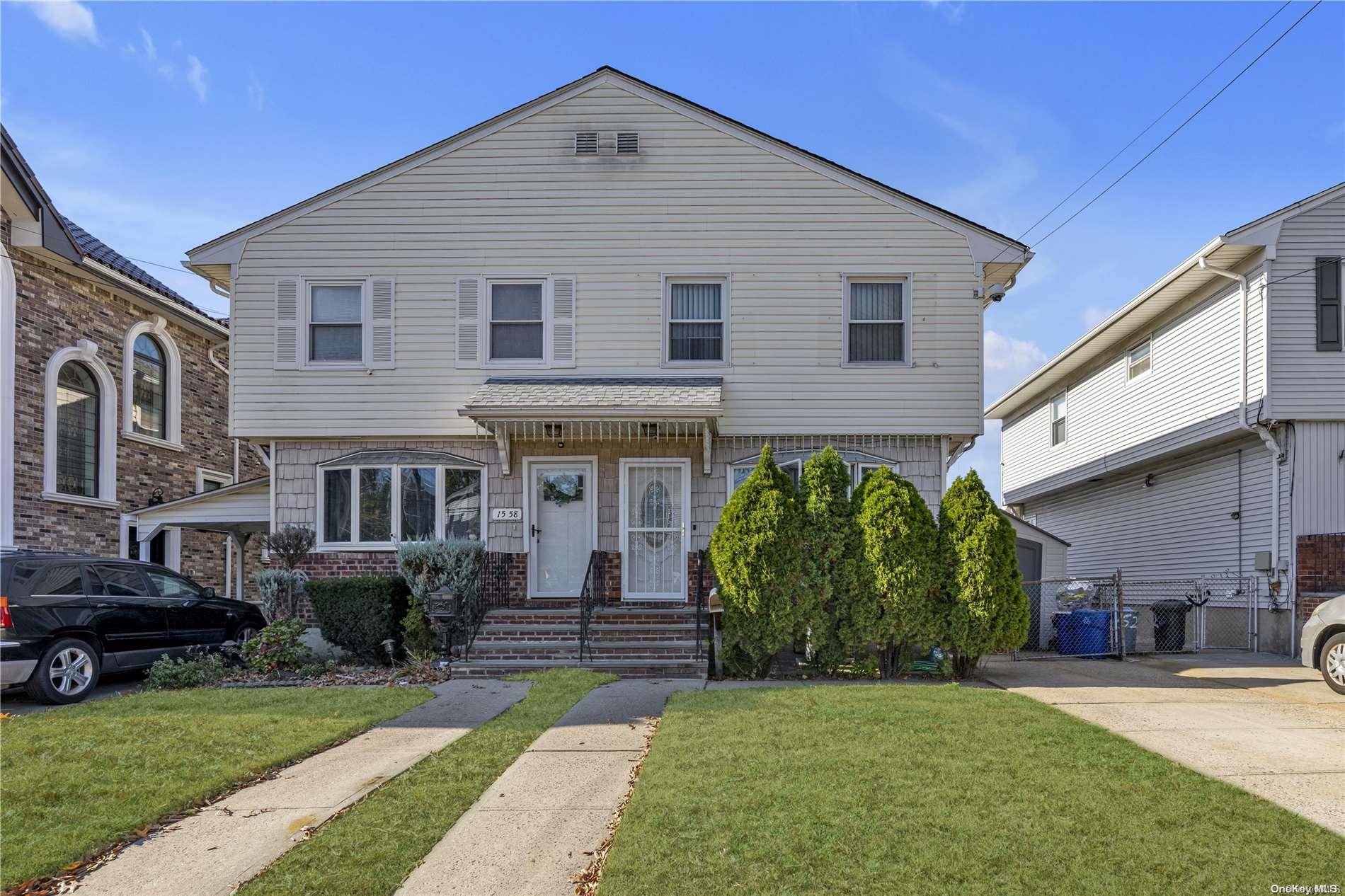 Whitestone, NY 11357,15-56 150th PL