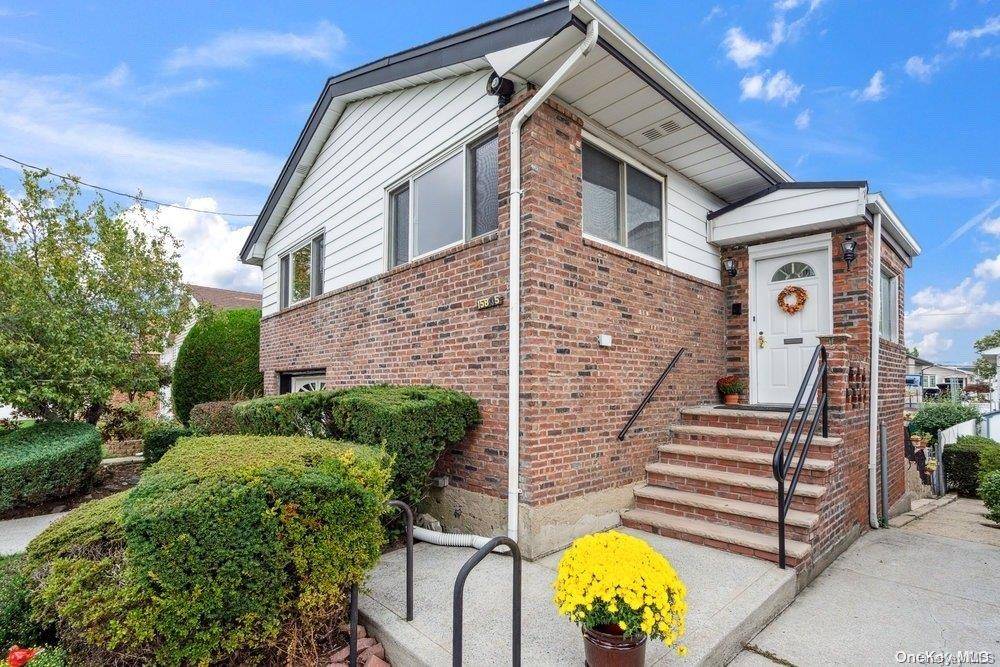 Howard Beach, NY 11414,158-35 78th ST