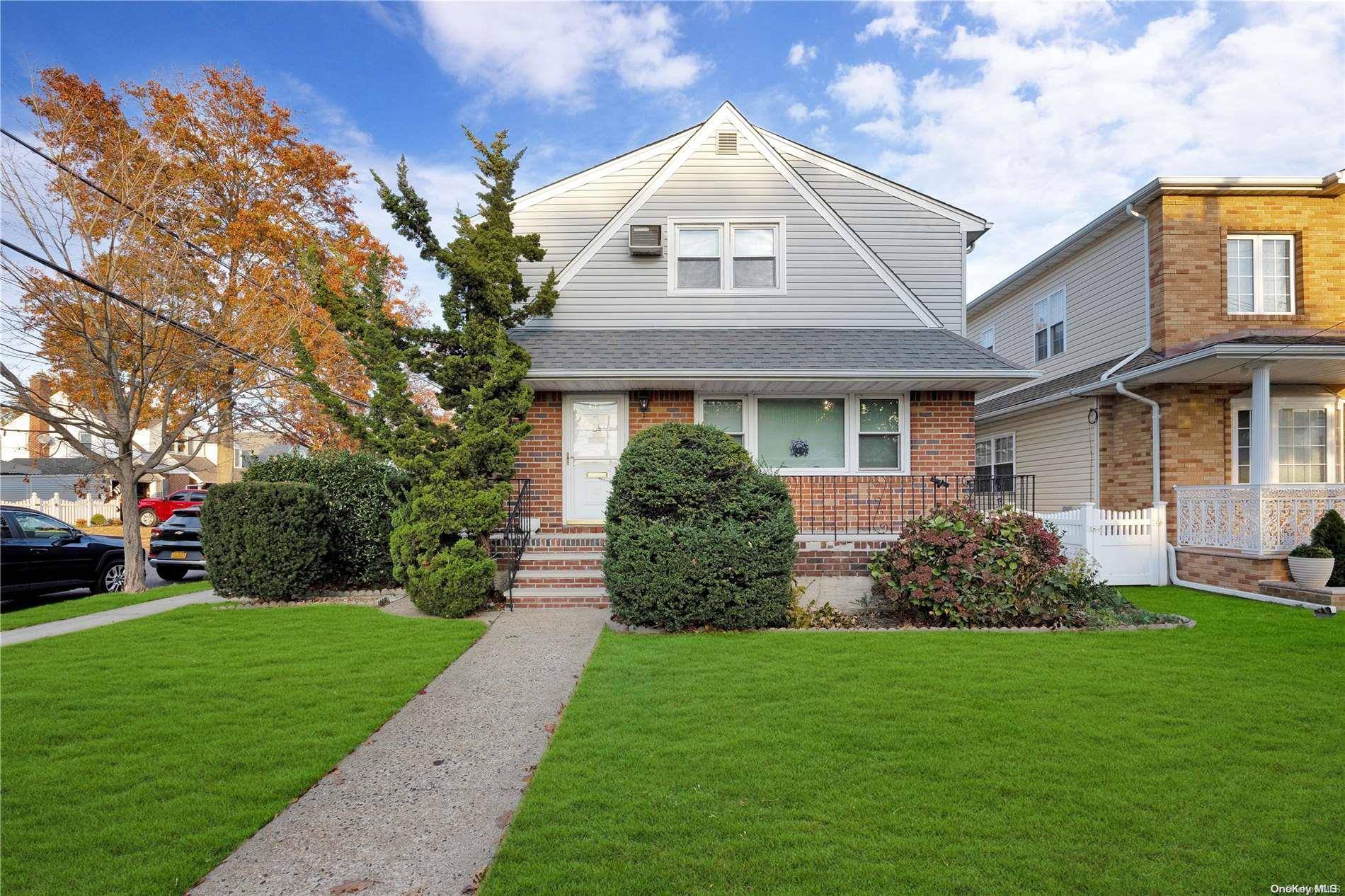 New Hyde Park, NY 11040,418 New Hyde Park RD