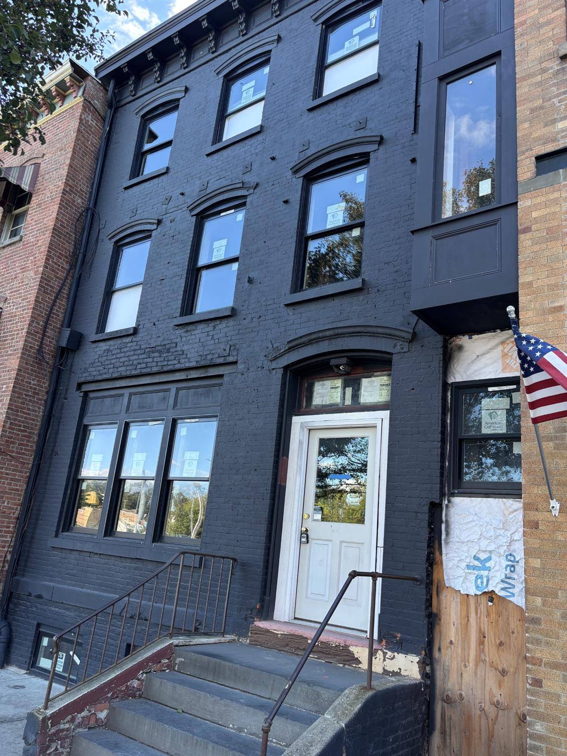 Newburgh, NY 12550,157 Broadway